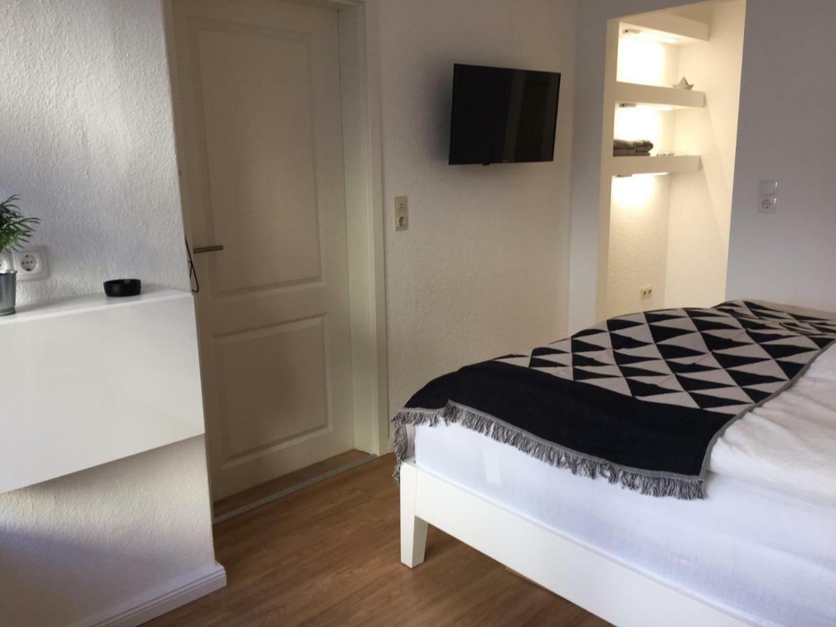 Zentral Gelegenes Ferienzimmer Moellner Seestrasse מראה חיצוני תמונה